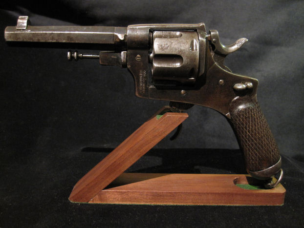 Bodeo 1889 Mod Bernadelli Italian Service Revolver. Ref#1br